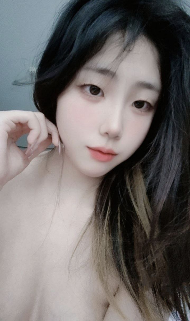 吻美女脚メイリン モデルコレクシ高清在线观看